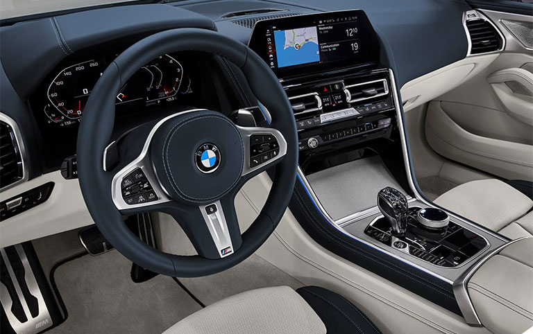 BMW 8 SERIES